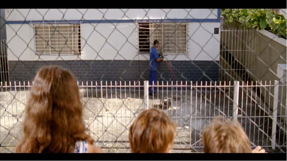 Sauri Figure 5 Neighboring Sounds